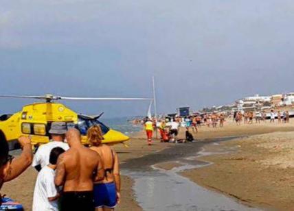 Ucciso sulla spiaggia di Torvaianica tra i bagnanti: preso il mandante