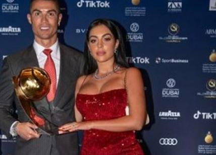 Milano, Cristiano Ronaldo apre una clinica per combattere la calvizie