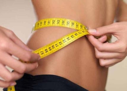Dieta, perdere 10 kg in 22 giorni. Cosa mangiare: i cibi