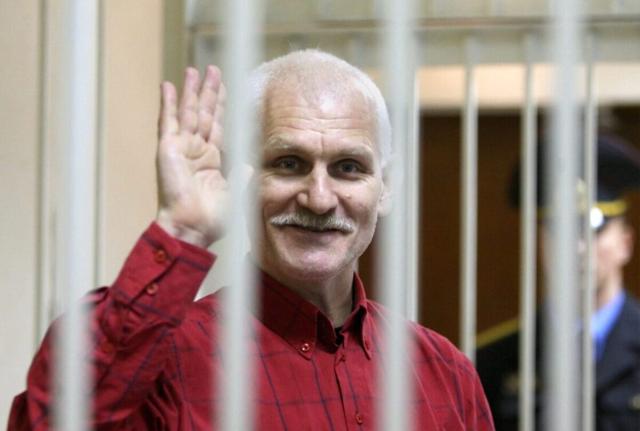 L'attivista bielorusso detenuto Ales Bialiatski L'attivista bielorusso detenuto Ales Bialiatski