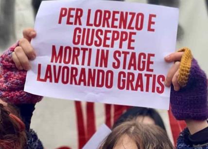 Manifestazione scuola, gli studenti in piazza a Roma: "Non si può morire così"