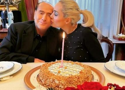 Berlusconi festeggia il compleanno di Marta Fascina via social