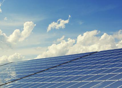 Crisi energetica, una possibile soluzione è nei pannelli solari. I numeri