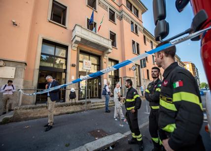 Milano, incendio in Rsa da una sigaretta? "Non lo escludiamo"