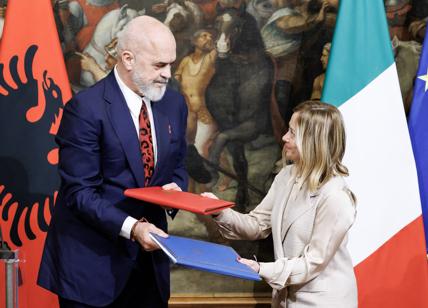 Migranti, ok Cdm a ddl di ratifica dell’accordo Italia-Albania