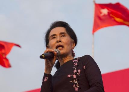Myanmar, grazia parziale per Aung San Suu Kyi: cadute le accuse per 5 condanne