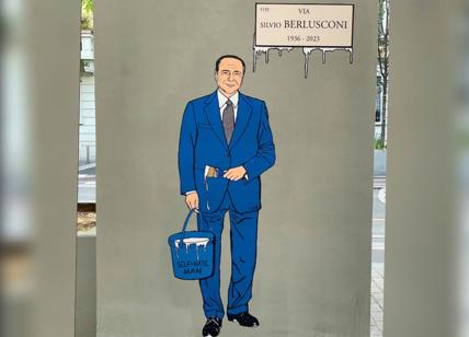"Ex Pdc - Uomo d'affari e vecchio p....: vandalizzato murale di Berlusconi