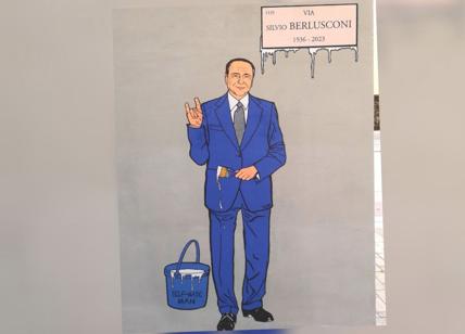 Berlusconi, torna il murale (con corna) e in 4 ore è di nuovo vandalizzato