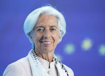 Le previsioni nere del corvo Lagarde: "Economia debole, inflazione risalirà"