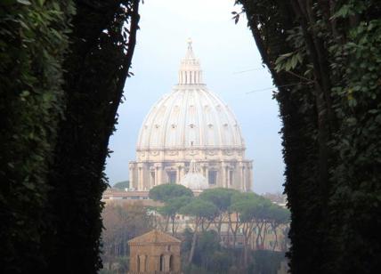 Vaticano, il valzer delle poltrone: ecco le nuove nomine di Papa Francesco