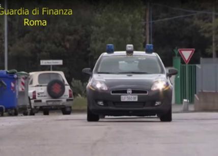 Gasolio auto taroccato, scoperta la raffineria clandestina a Roma: tre denunce