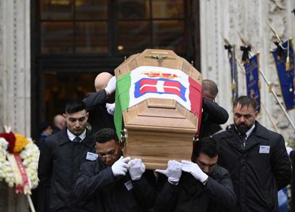 Funerali Savoia, Italia grande assente, gli italiani più vicini alla Monarchia