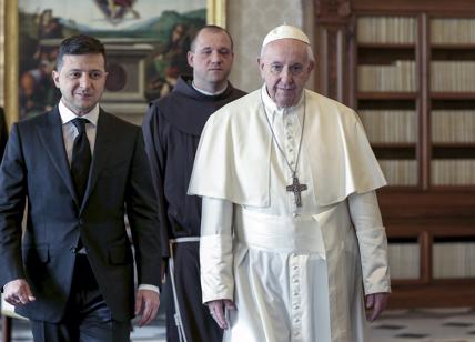 Kiev "scomunica" il Papa: “Fa propaganda imperialista". Putin in Cina da Xi