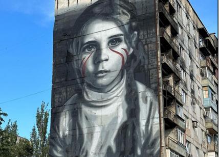 Jorit sul murales di Mariupol: “Ci sono elementi di bimba australiana"