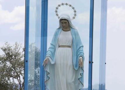 Madonna di Trevignano: finalmente Il vescovo scomunica la santona. Tutto falso