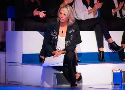 Sanremo 2024: Ciao Darwin e Maria De Filippi in onda o no? Ecco i programmi Mediaset vs Amadeus