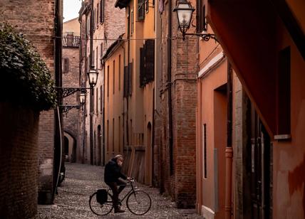 Una vita in Italia, viaggio fotografico in 40 foto: mostra di Massimo Marcolin