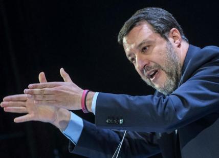Lega, a Milano congresso federale. Salvini: "Aumentiamo gli iscritti"