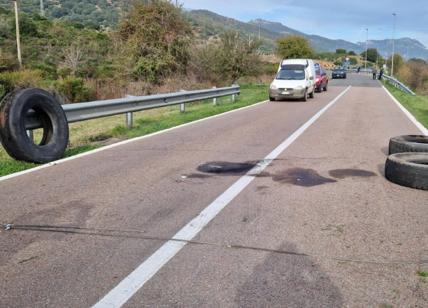 Sardegna, assalto a portavalori in Ogliastra: spari e auto in fiamme