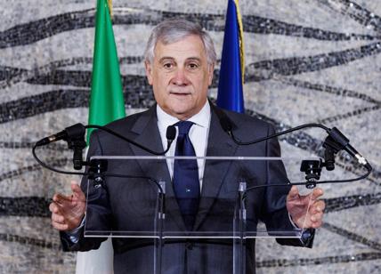 Porta a Porta ospiti stasera: Tajani spiega il suo piano per i migranti