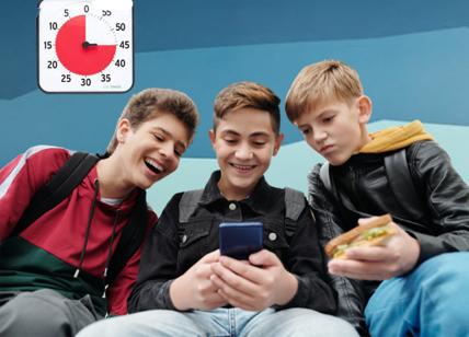 Cina, agli under 18 consentite solo due ore di smartphone al giorno