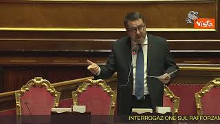 Salvini: "Governo non vuole penalizzare noleggi con conducente a vantaggio dei taxi"