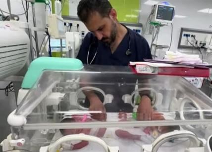 Gaza, una bimba nasce già orfana: il cesareo d'urgenza, poi la vita. La storia