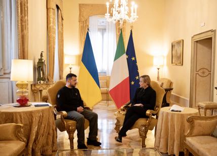 Zelensky: "Se l'Ucraina cadrà, l'Italia sarà costretta a entrare in guerra"