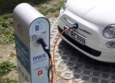 Auto elettriche? Entro il 2030 saranno il 40 per cento di quelle vendute in Ue