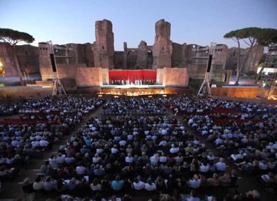 Lirica e arte, il Nabucco torna a far risplendere le Terme di Caracalla