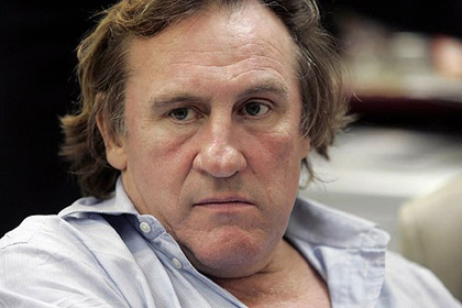 Depardieu vende il suo ristorante a Parigi e mette tutto all'asta