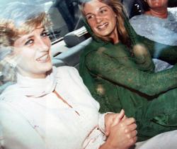 Royal Family, LE FOTO SEGRETE DI LADY DIANA. Royal Baby e Royal Family NEWS