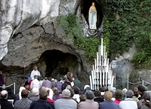 Lourdes, riconosciuta la miracolosa guarigione di Danila Castelli