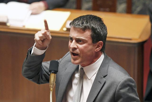 Burkini, Valls: "Incompatibile con valori della Francia"