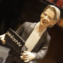 statuina assange p statuina assange p