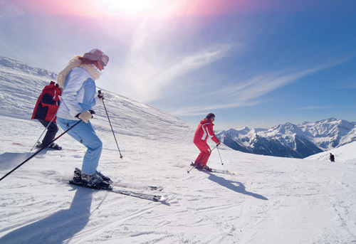 Madonna di Campiglio, piste da sci a numero chiuso a Natale, Capodanno e Carnevale. Ecco come funziona