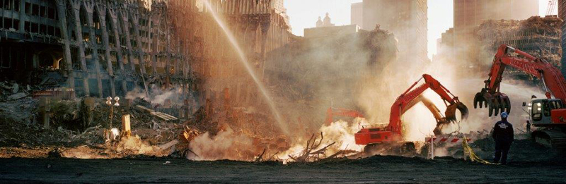 Wim Wenders New York, November 8, 2001, III © for the reproduced works and texts by Wim Wenders: Wim Wenders/Wenders Images/Verlag der Autoren 2001 C - Print 178 x 447 cm Wim Wenders New York, November 8, 2001, III © for the reproduced works and texts by Wim Wenders: Wim Wenders/Wenders Images/Verlag der Autoren 2001 C - Print 178 x 447 cm