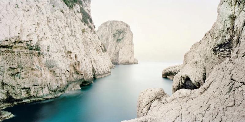 Francesco Jodice, Capri #10, 2013 - 100x200 cm, ed. 18 + 1 AP, courtesy Podbielski Contemporary Francesco Jodice, Capri #10, 2013 - 100x200 cm, ed. 18 + 1 AP, courtesy Podbielski Contemporary