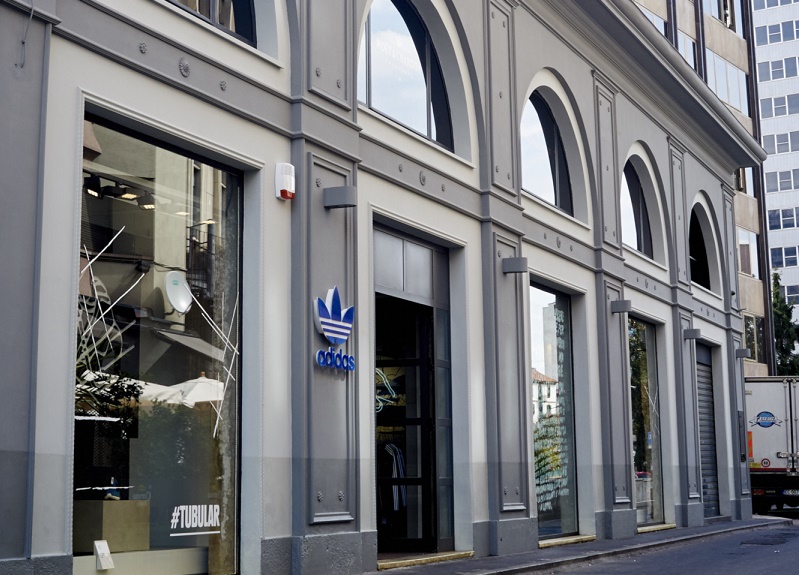 adidas milano via torino