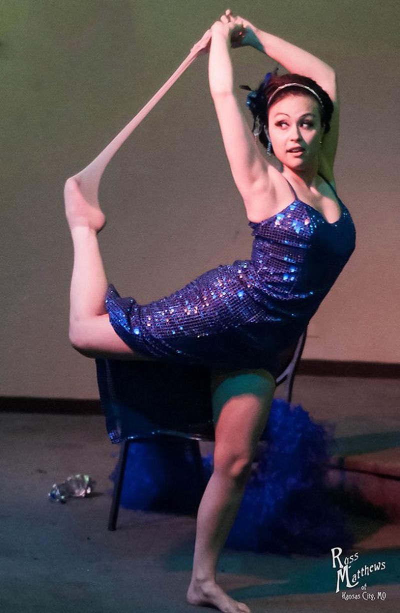 Dopo il successo della scorsa edizione, il Como Lake Burlesque Festival è nuovamente su quel ramo del lago con un fitto programma di eventi e workshop a tema... burlesque! Ideatrice della rassegna Miss Sophie Champagne, che insieme alla sua Champagne Production riporta in scena il meglio dell'arte dello spettacolo satirico, con la rassegna dal 10 al 13 settembre