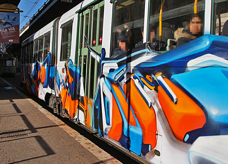 atac tram graffiti 2