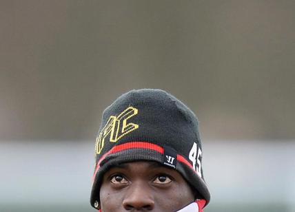 Milan, Balotelli, che sorpresa: ecco Mario all'allenamento di Inzaghi