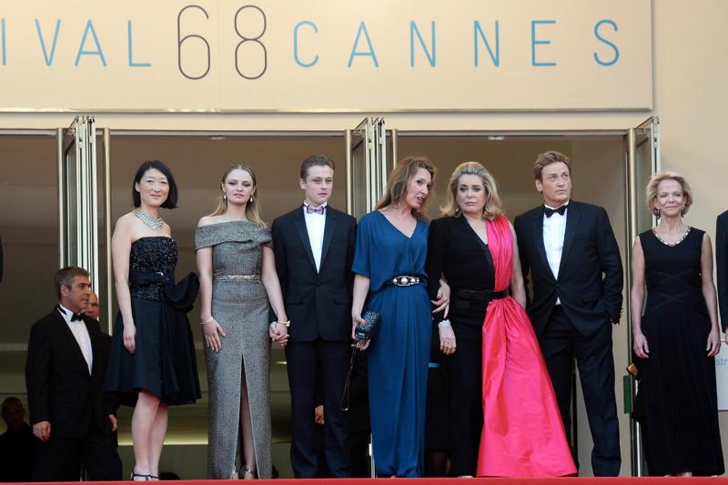 Fleur Pellerin, Rod Paradot, guest, Emmanuelle Bercot, Catherine Deneuve e Benoit Magimel Fleur Pellerin, Rod Paradot, guest, Emmanuelle Bercot, Catherine Deneuve e Benoit Magimel