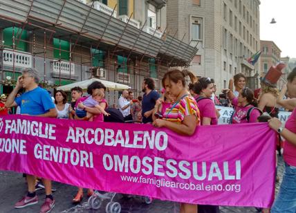 Figlia non riconosciuta a coppia gay, il Comune di Roma bocciato in tribunale