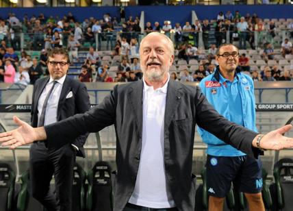 Napoli, De Laurentiis: "Sarri blindato 5 anni. Il Milan mi soffiò..."