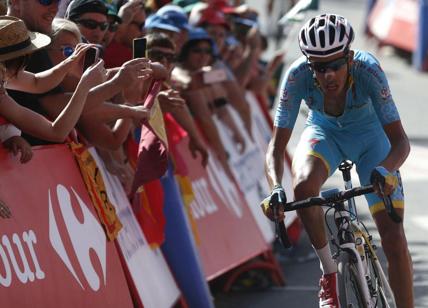 Fabio Aru show alla Vuelta: è maglia rossa. Crolla Froome