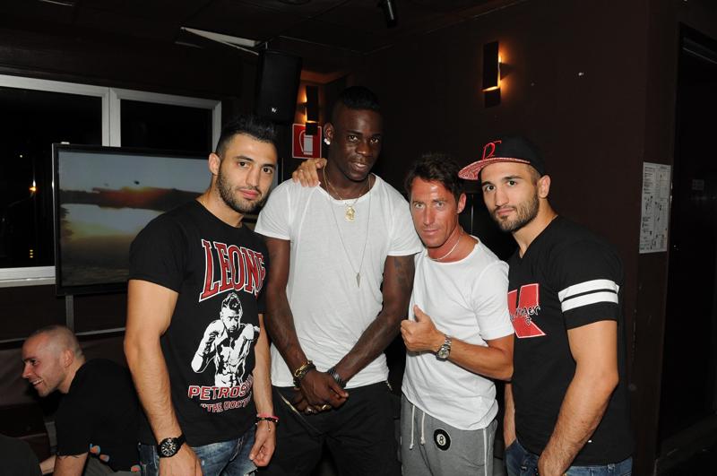 I fratelli Petrosyan e Mario Balotelli I fratelli Petrosyan e Mario Balotelli