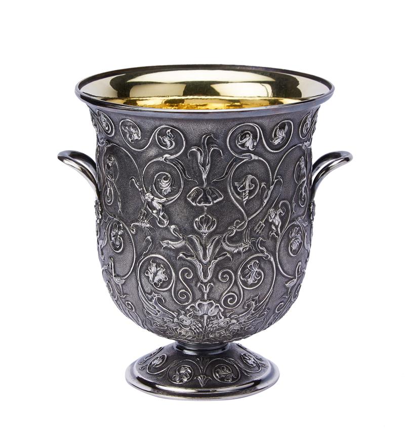 Gianmaria Buccellati, 2005 Coppa Boscoreale Calice, “Cratere d’Augusto” in argento 925, con fodera argento interna dorata Gianmaria Buccellati, 2005 Coppa Boscoreale Calice, “Cratere d’Augusto” in argento 925, con fodera argento interna dorata
