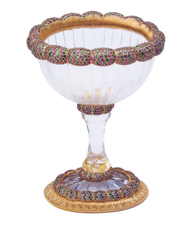 Gianmaria Buccellati, 2014 Coppa Florentia, cristallo di rocca, oro giallo 1014 tsavoriti sfaccettate, 1010 zaffiri sfaccettati Gianmaria Buccellati, 2014 Coppa Florentia, cristallo di rocca, oro giallo 1014 tsavoriti sfaccettate, 1010 zaffiri sfaccettati