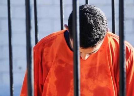 Isis-Iraq, 45 persone bruciate vive dai terroristi. Ecco le foto (bruciate vive)